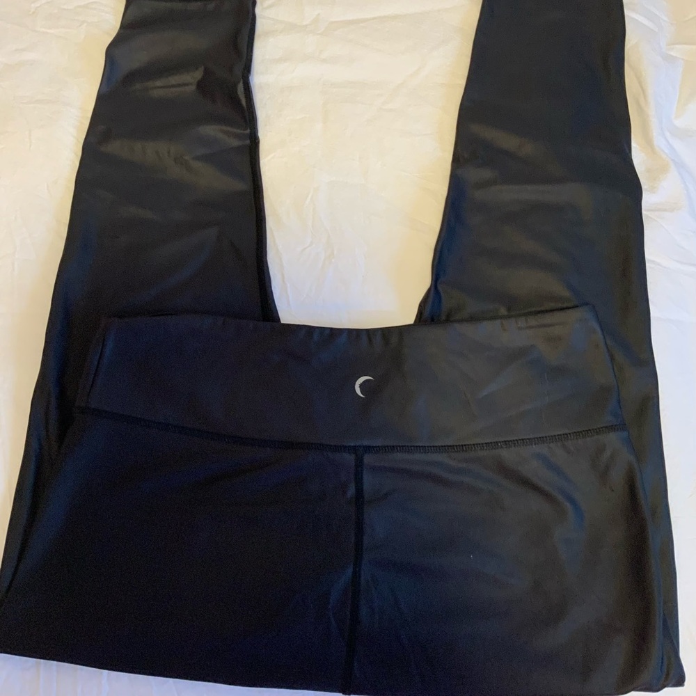 ZYIA Black High-Waisted metallic Leggings